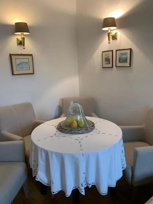 100 Qm Ferienwohnung Am Heiligen Brunnen 奎德林堡 外观 照片