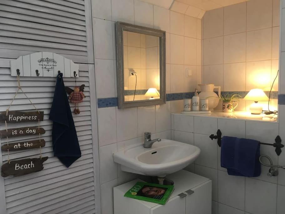 100 Qm Ferienwohnung Am Heiligen Brunnen 奎德林堡 外观 照片